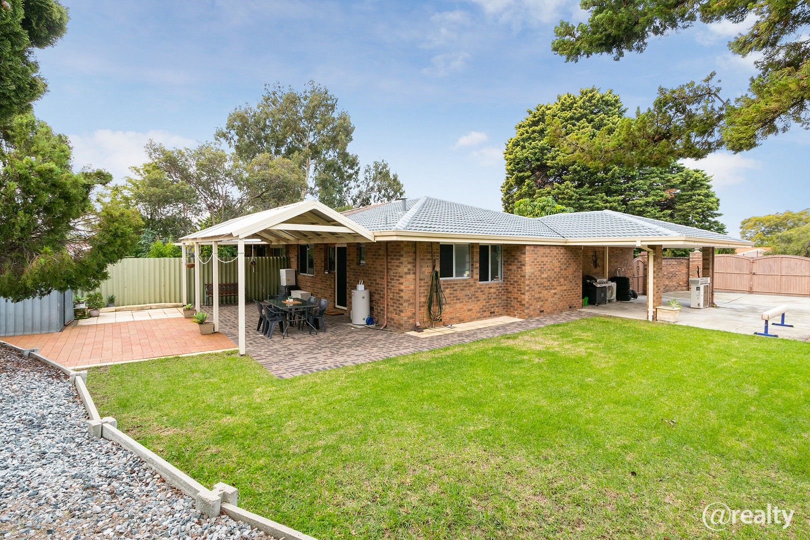 Sold 4A Westmorland Drive, Leeming WA 6149 on 04 Nov 2022 2017915079
