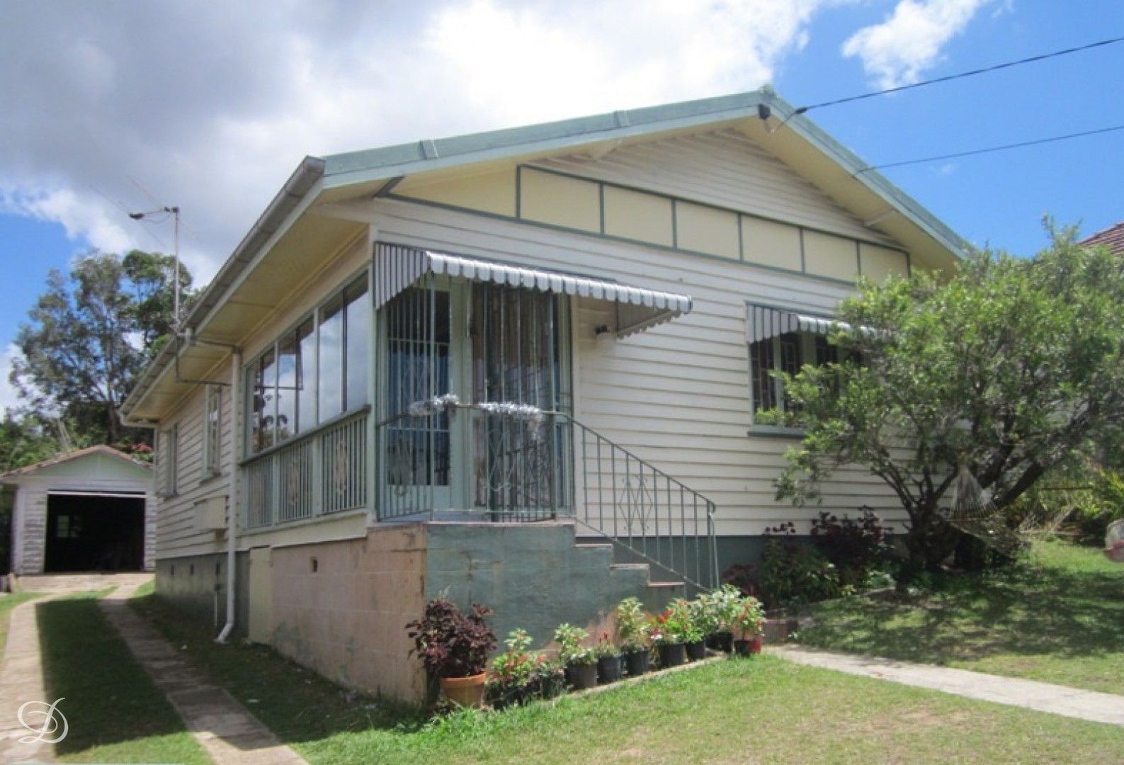2 bedrooms House in 14 Canonbar Street STAFFORD QLD, 4053