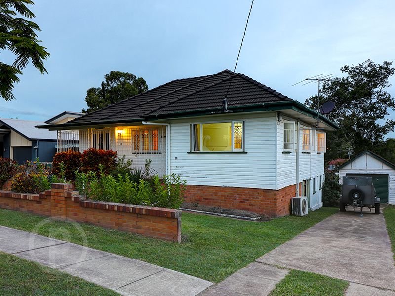 64 Gordon Parade, Everton Park QLD 4053, Image 2