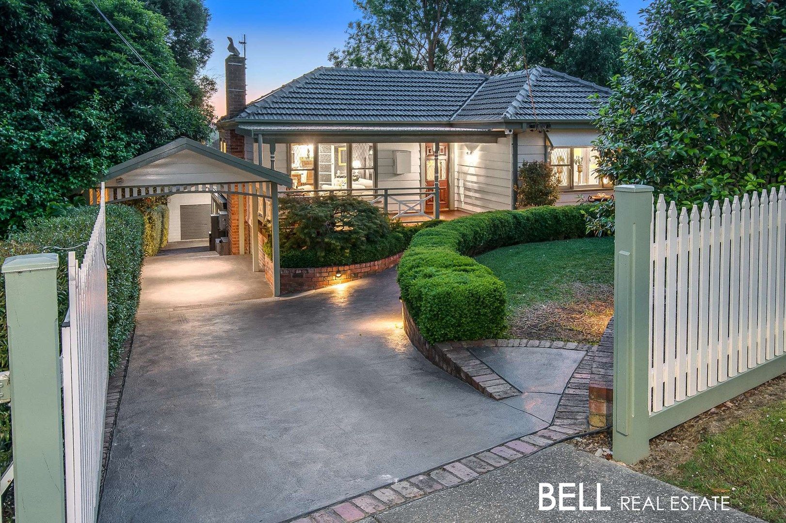 13 Hilltop Road, Upper Ferntree Gully VIC 3156, Image 2