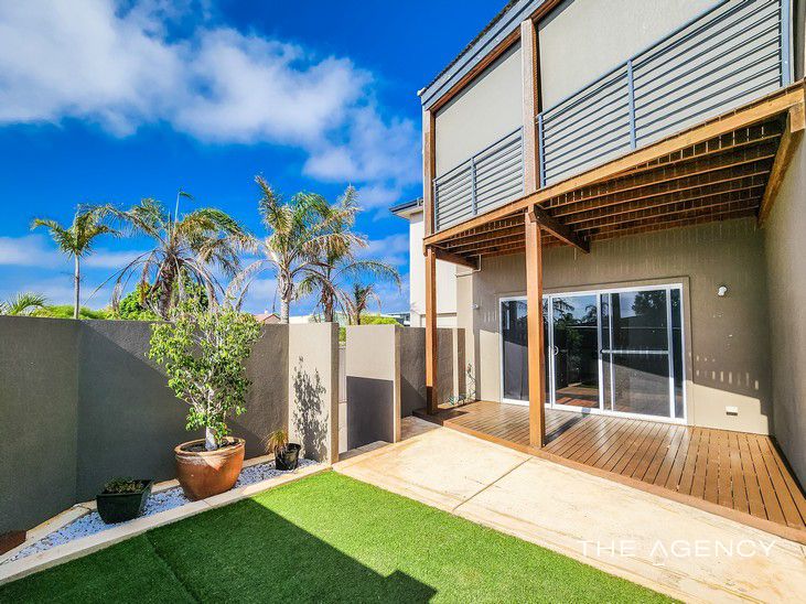 4/7 Mortimer Street, Kalbarri WA 6536, Image 0