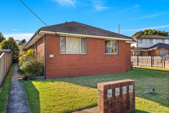 Picture of 1/17 Grafton Avenue, FIGTREE NSW 2525