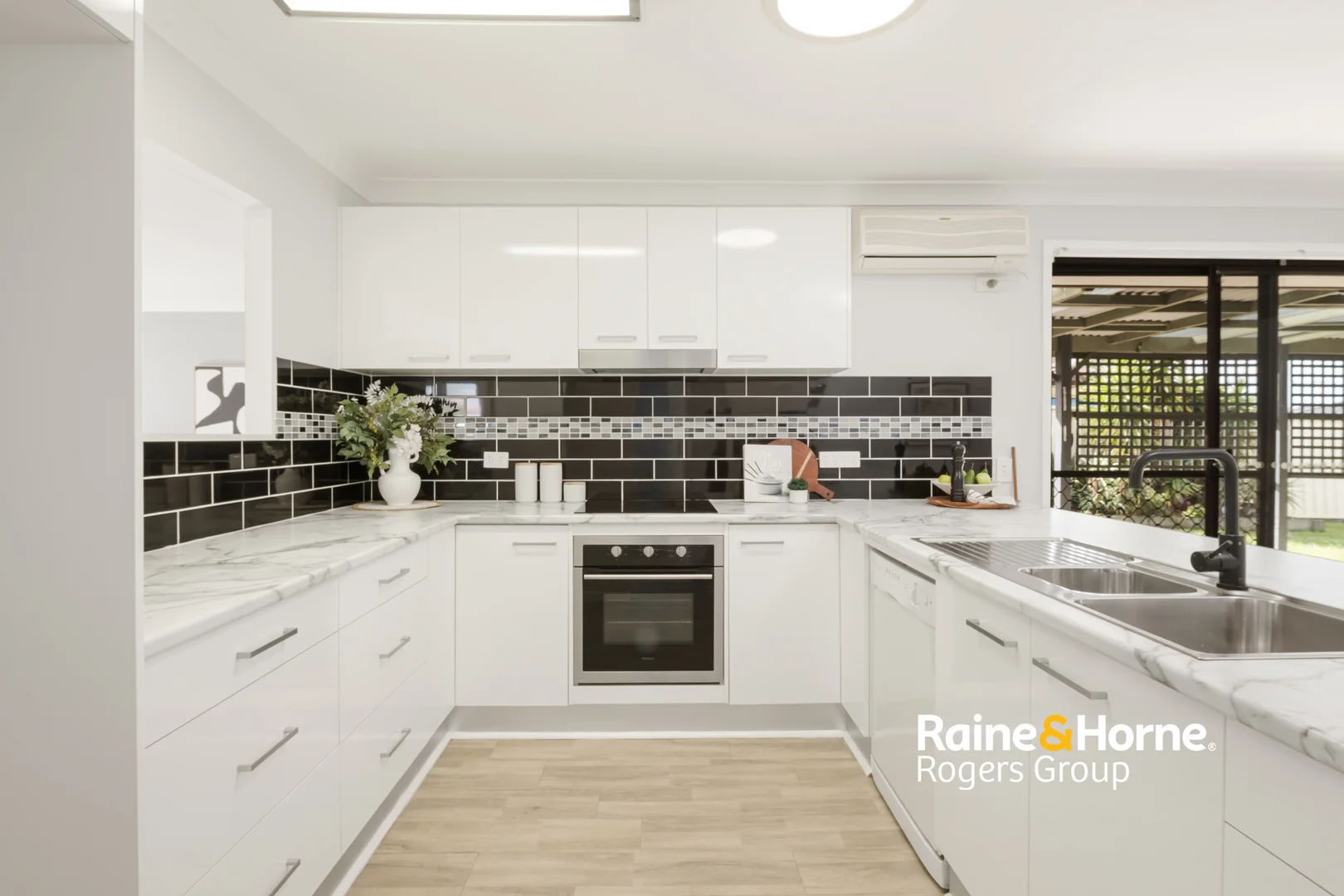 Additional image 5 of 15 Gorokan Drive, Lake Haven NSW 2263