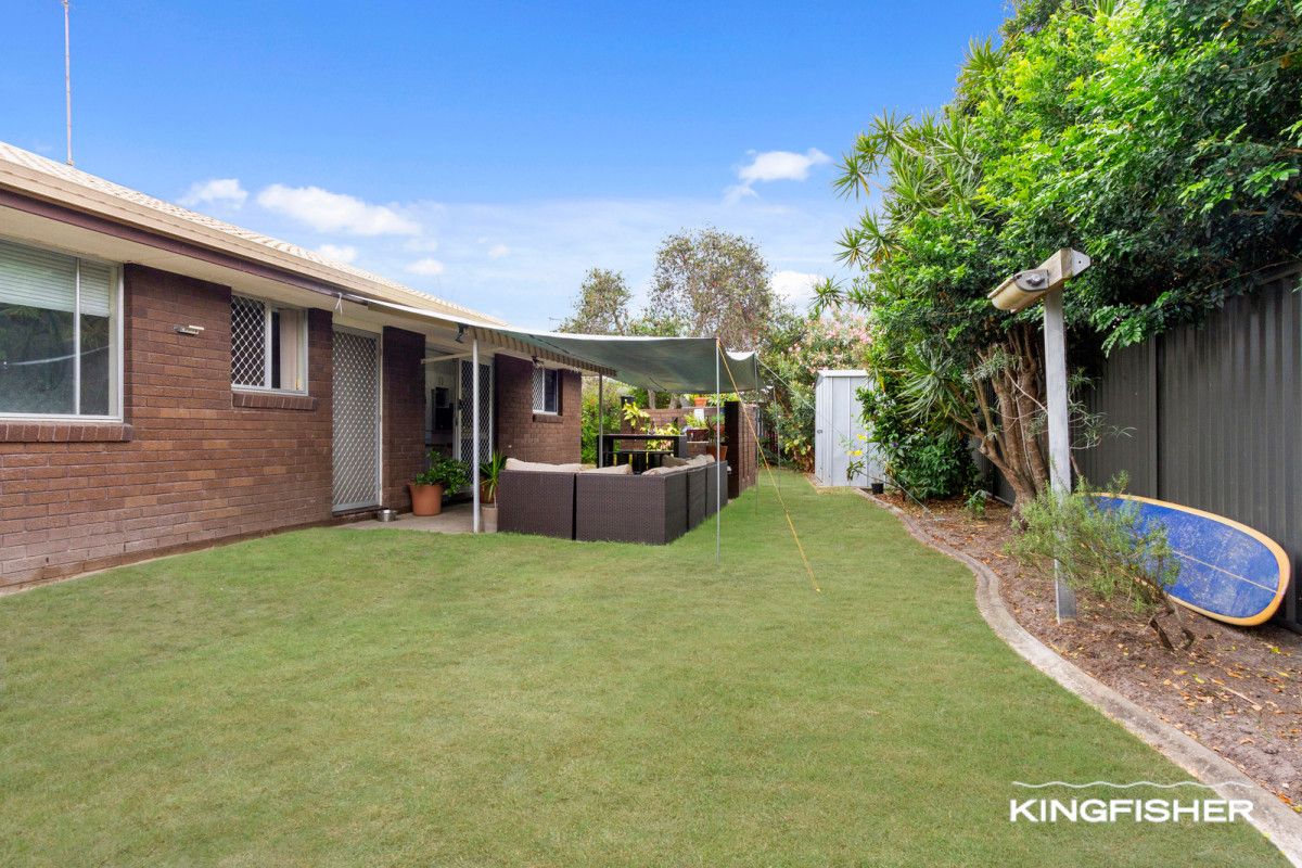 11 Sandpiper Drive, Burleigh Waters QLD 4220, Image 2