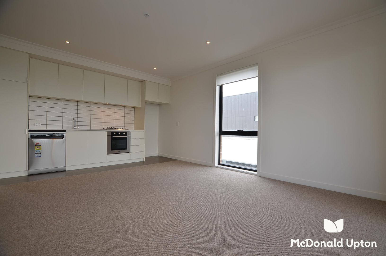 101/26 Beaurepaire Parade, Footscray VIC 3011, Image 2