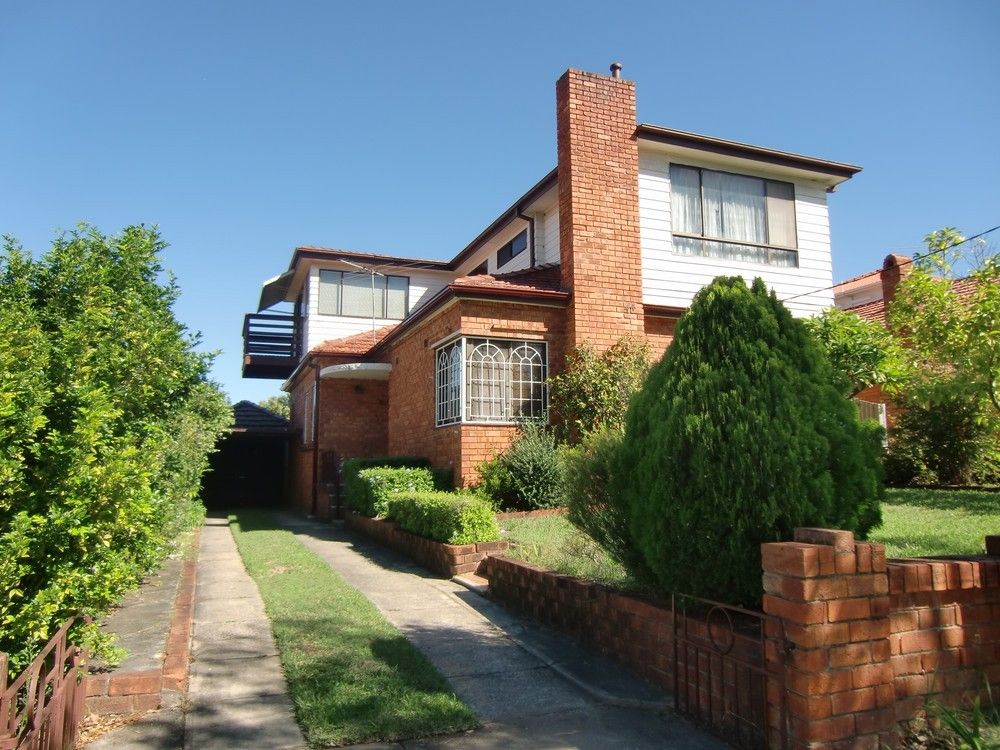 44 Poole Street, Kingsgrove NSW 2208