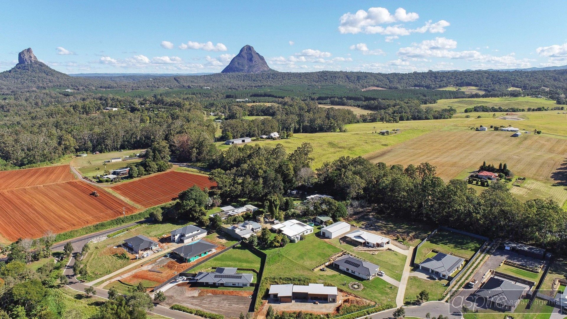 Vacant land in 27 MOUNTAIN VIEW PLACE, BEERWAH QLD, 4519