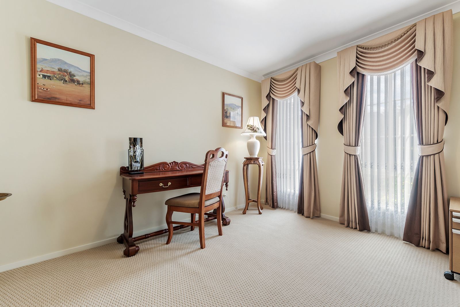 7 Fraserburgh Crescent, Greenvale VIC 3059, Image 2