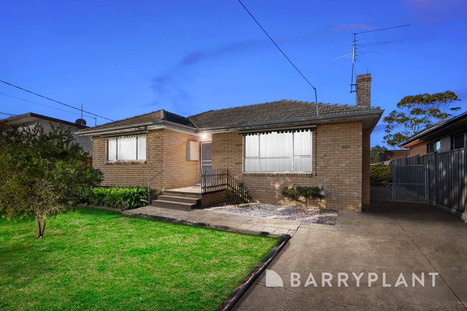 24 Glyndon Avenue, St Albans VIC 3021, Image 0