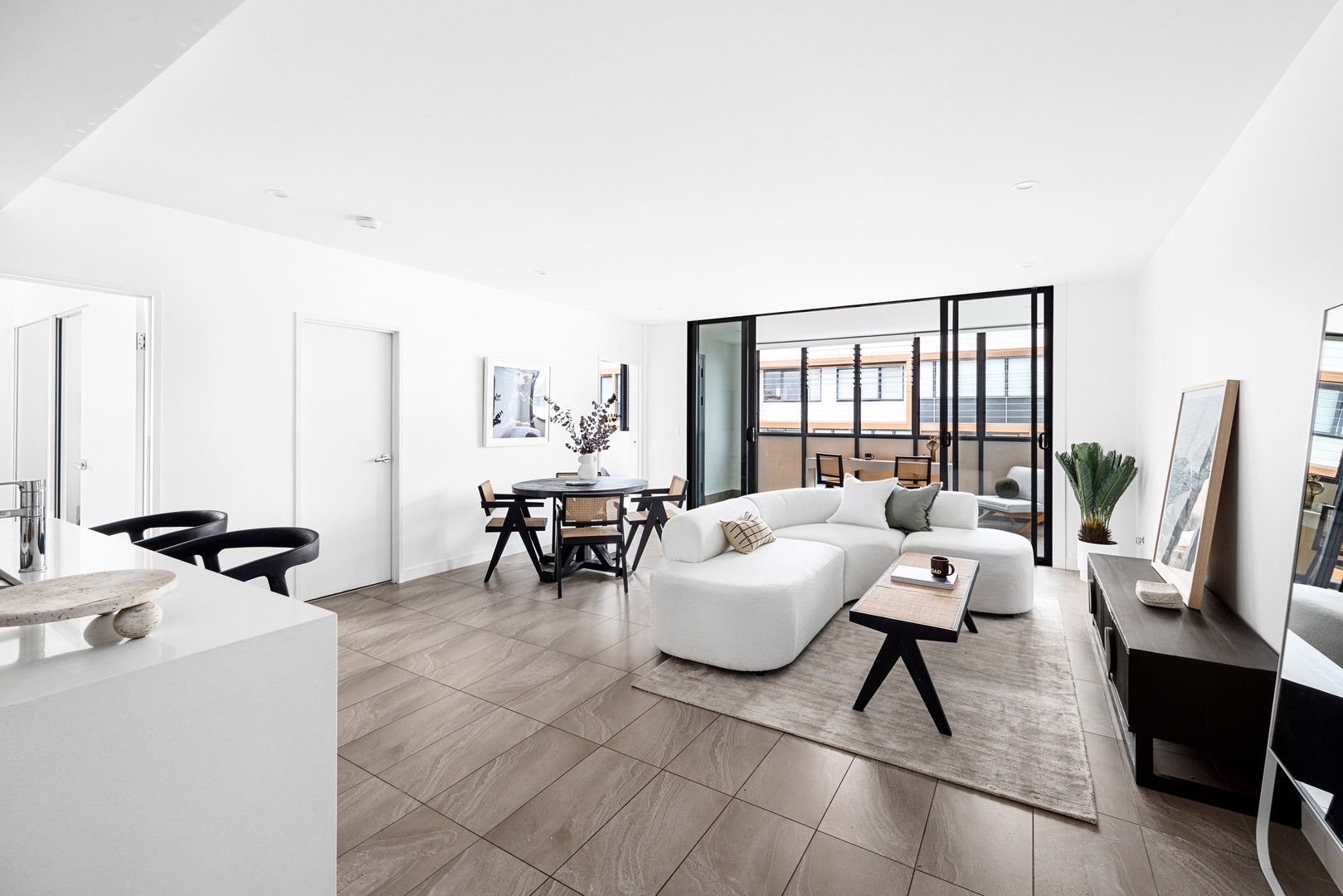 2 bedrooms House in 605/23 Pacific Parade DEE WHY NSW, 2099