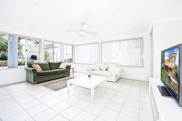 11 Driftwood Close, CAVES BEACH NSW 2281, Image 1