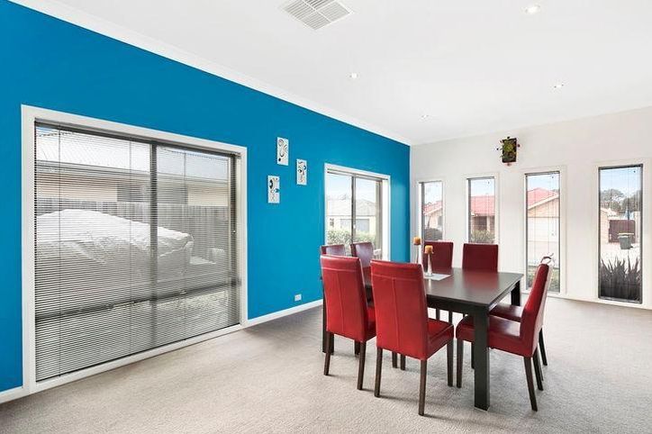 23 Strayleaf Crescent, GUNGAHLIN ACT 2912, Image 2