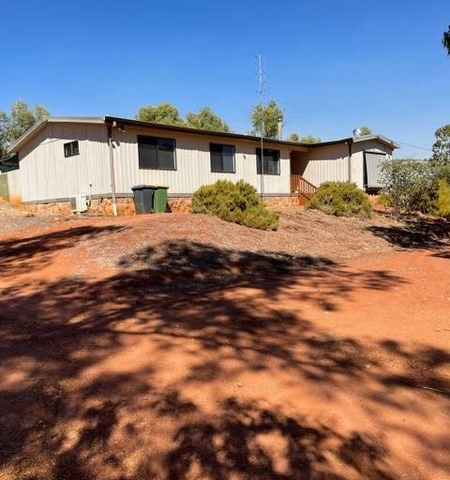 15 Herbert Road, York WA 6302