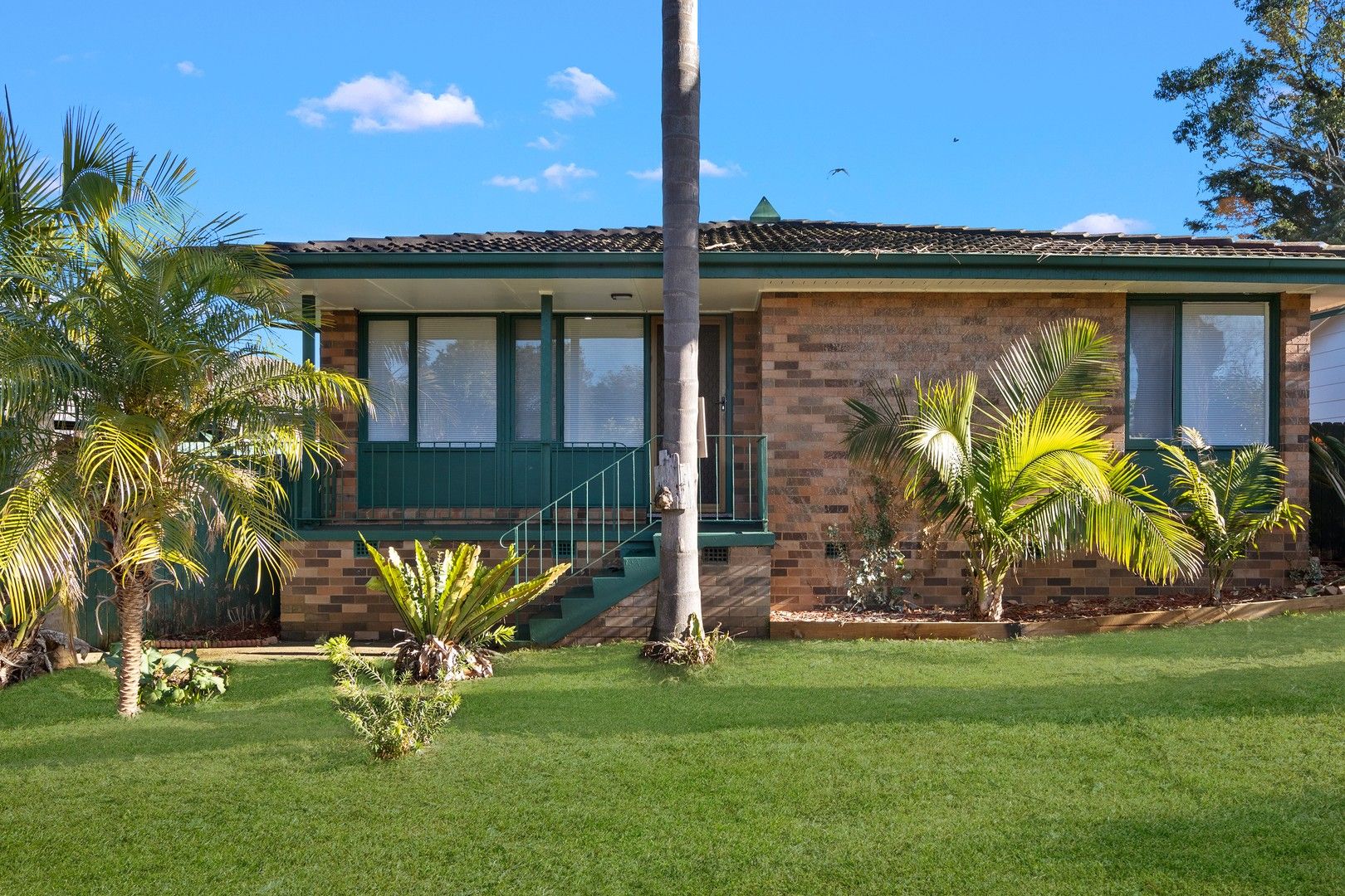 3 bedrooms House in 13 Rowley Place AIRDS NSW, 2560