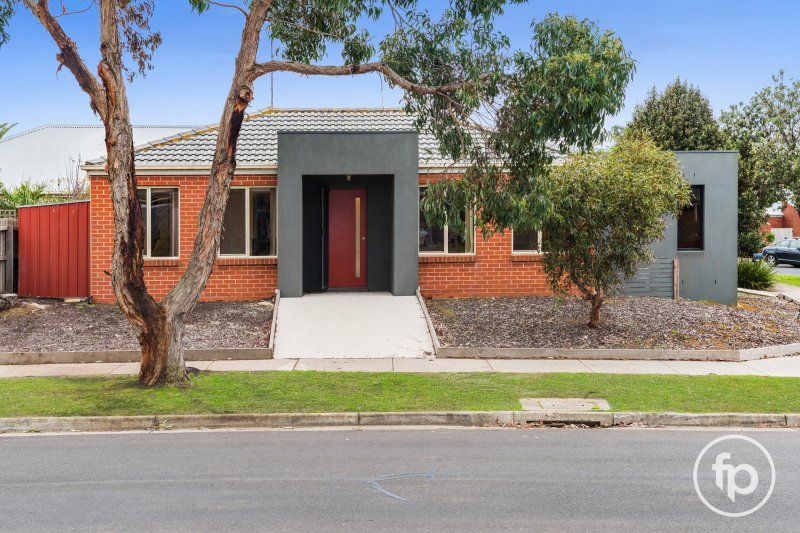 24 Boscarne Avenue, Torquay VIC 3228, Image 0