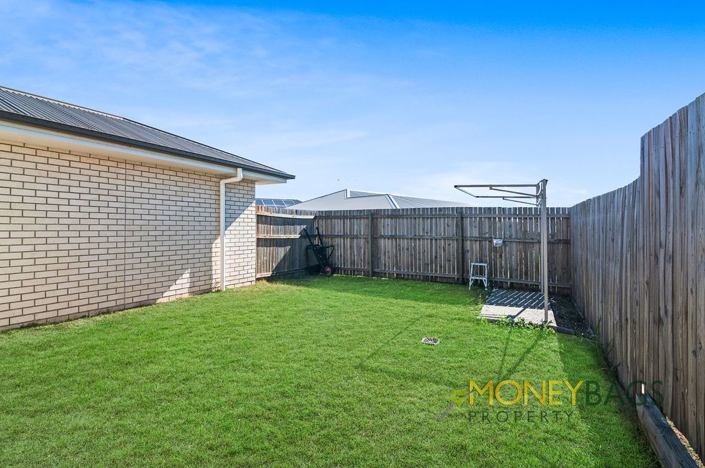 1 & 2/19 Rosella Street, Redbank Plains QLD 4301, Image 2