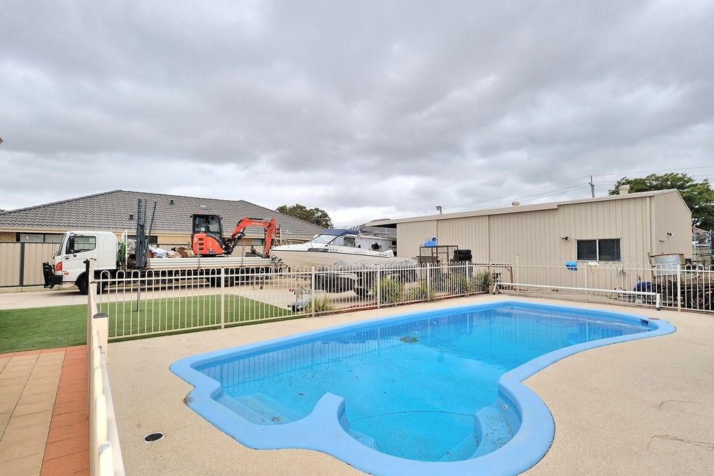 51 Russell Street, East Cannington WA 6107, Image 2