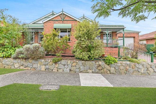 Picture of 6 Lavender Place, BERWICK VIC 3806