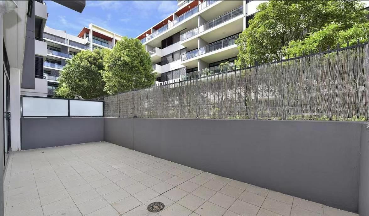 3 bedrooms Apartment / Unit / Flat in 38/2 Nina Gray Avenue RHODES NSW, 2138
