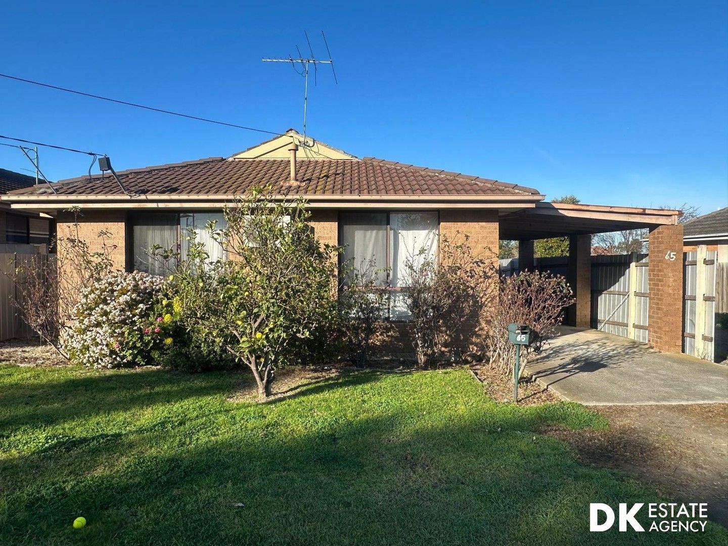 4 bedrooms House in 65 Metherall Street SUNSHINE NORTH VIC, 3020