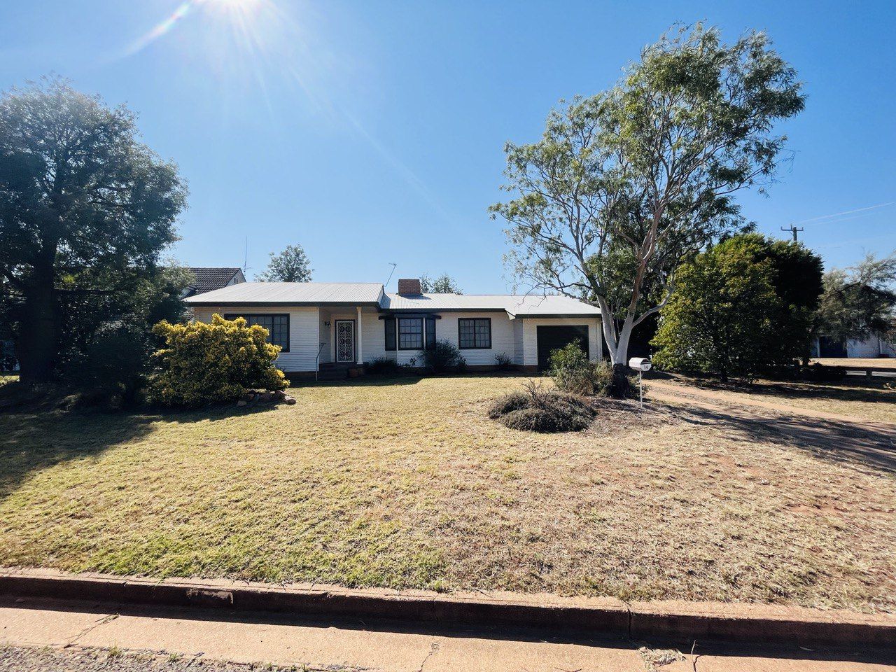 14 McGregor Street, Condobolin NSW 2877, Image 1