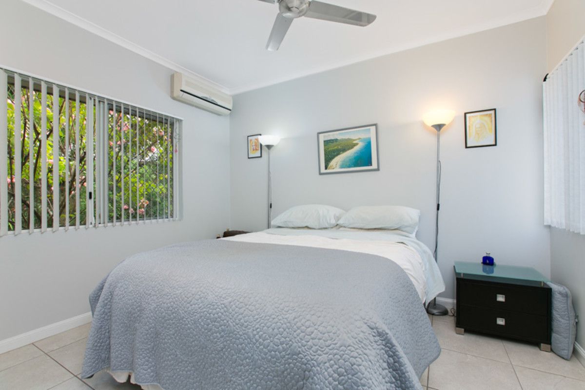 62/5-15 McGregor Street, Mooroobool QLD 4870, Image 2