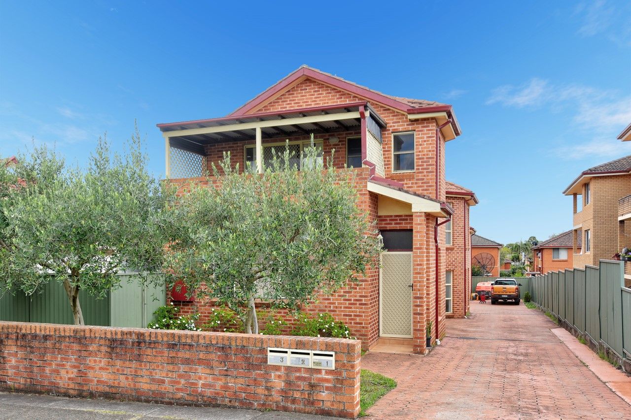 2 bedrooms Townhouse in 1/57 Yangoora Road BELMORE NSW, 2192