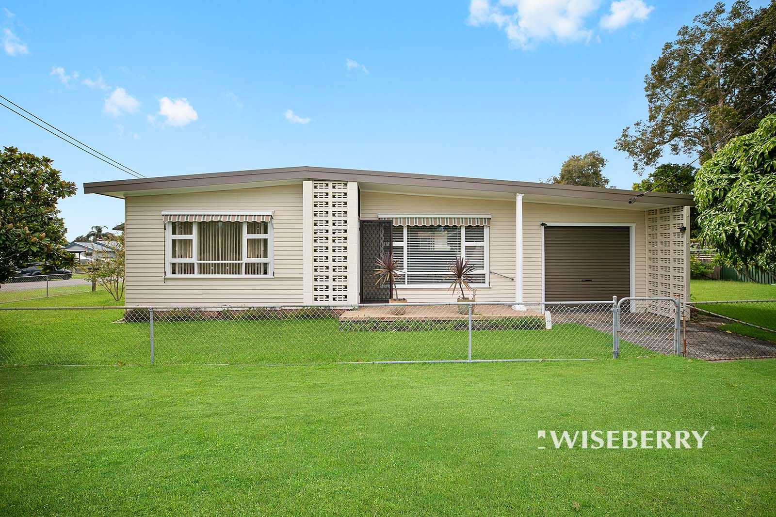 19 Third Avenue, Toukley NSW 2263, Image 0