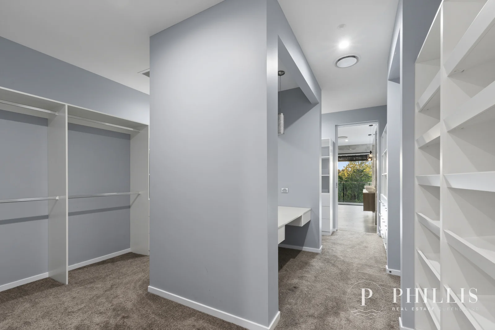 Additional image 83 of 2515 Cressbrook Drive, Hope Island QLD 4212