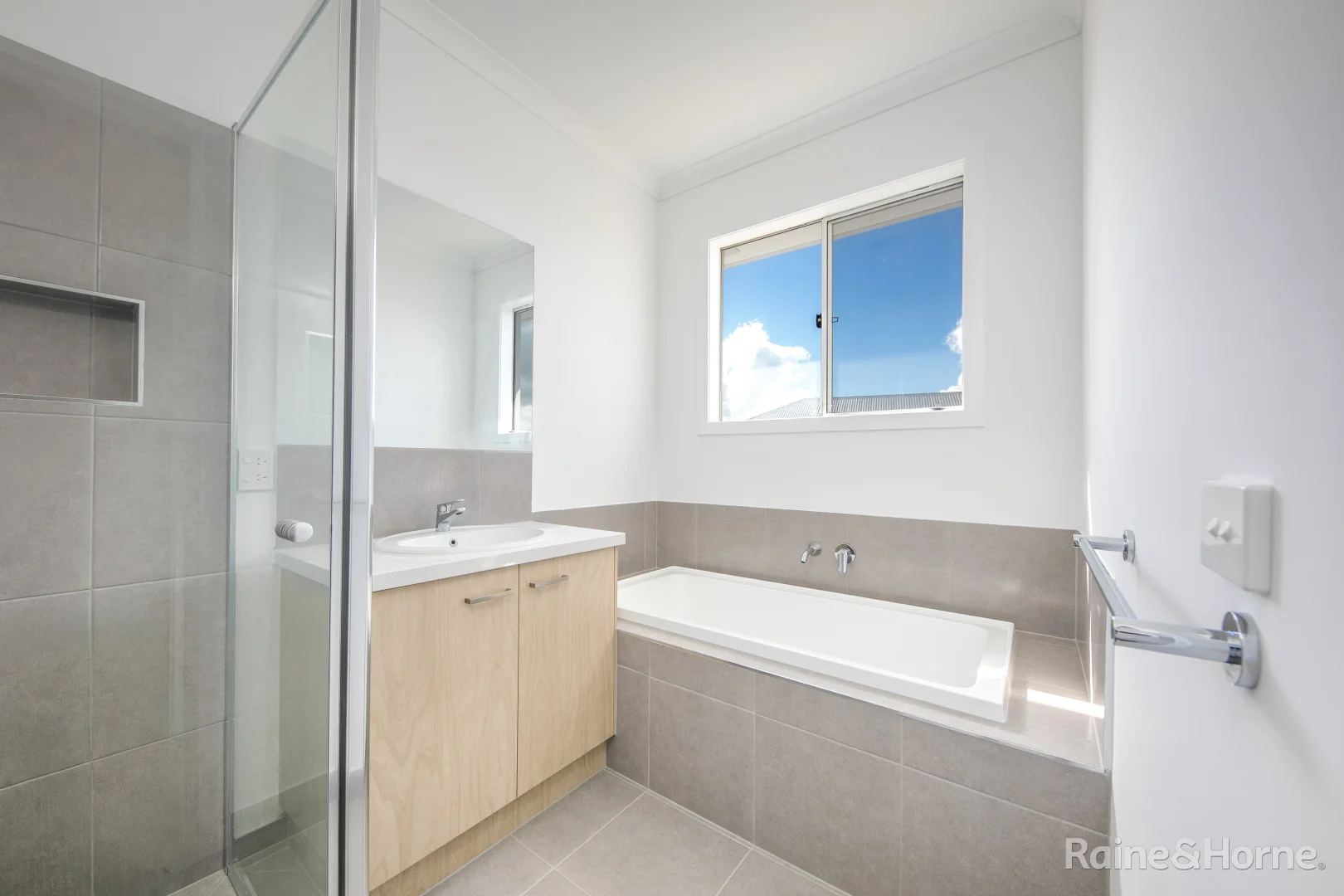 Additional image 9 of 132 Elizabeth Drive, Sunbury VIC 3429