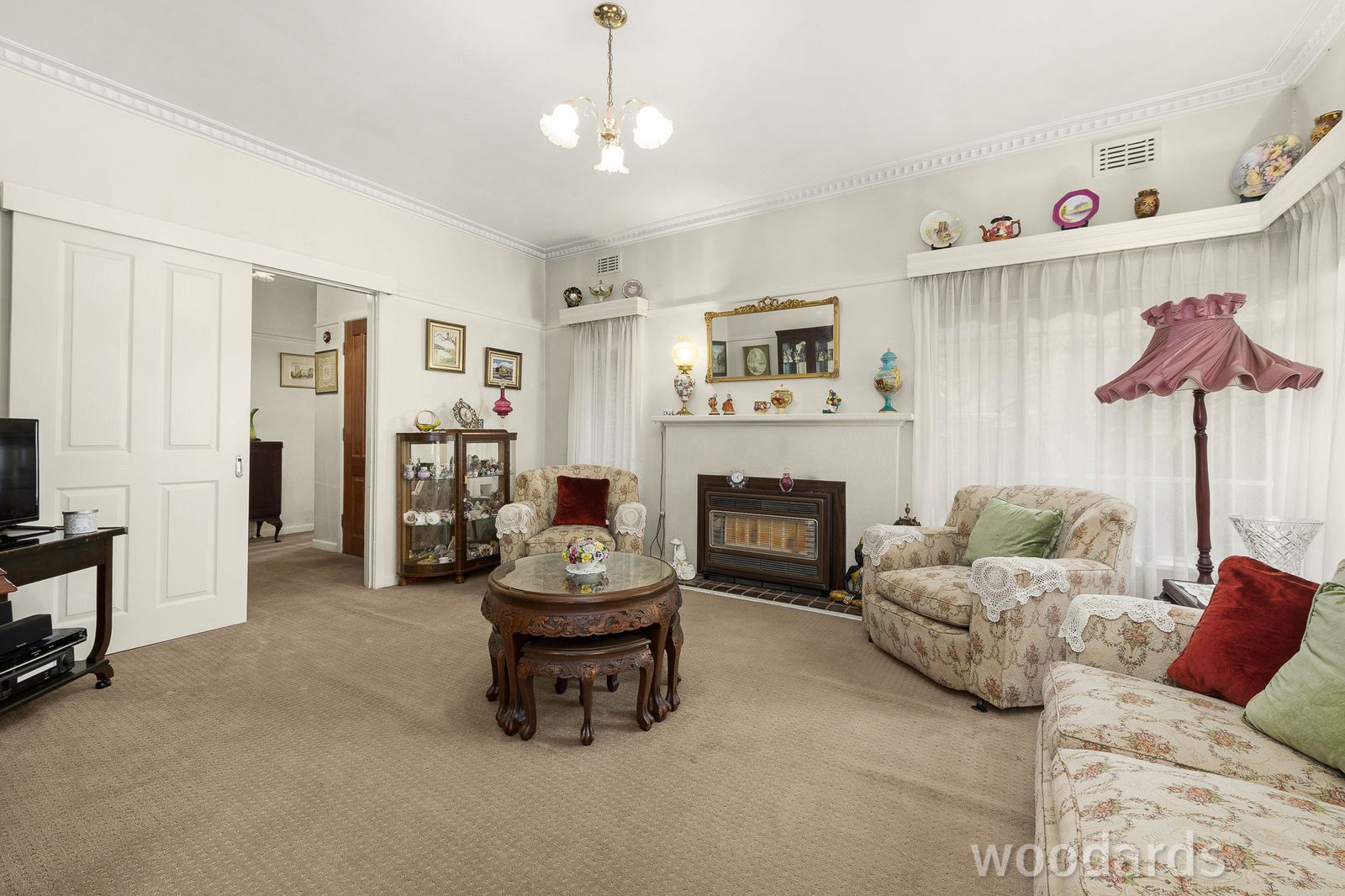 3 Clarendon Avenue, Oakleigh South VIC 3167, Image 2