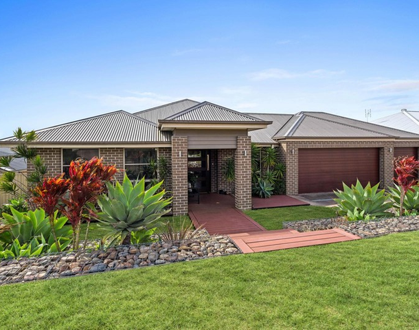 12 Pearse Crescent, Bolwarra Heights NSW 2320