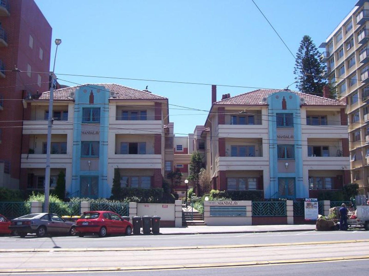 2 bedrooms Apartment / Unit / Flat in 15/18 - 20 The Esplanade ST KILDA VIC, 3182