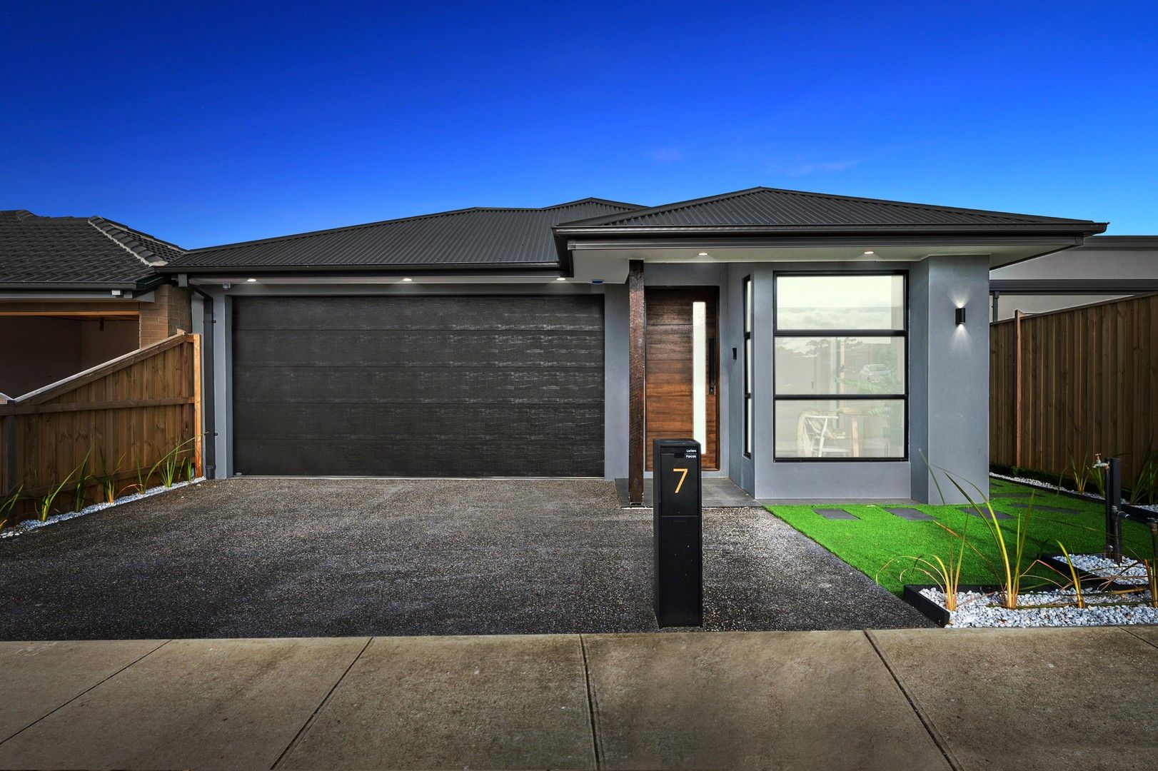 4 bedrooms House in 7 Senkaki Street SUNBURY VIC, 3429