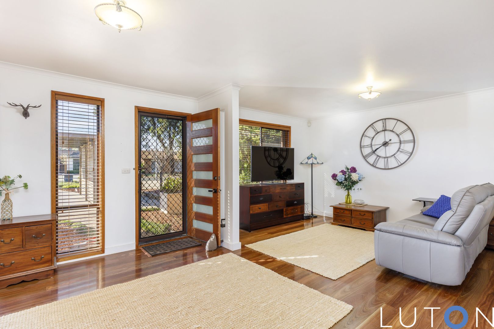 13 Abercorn Crescent, Isabella Plains ACT 2905, Image 2