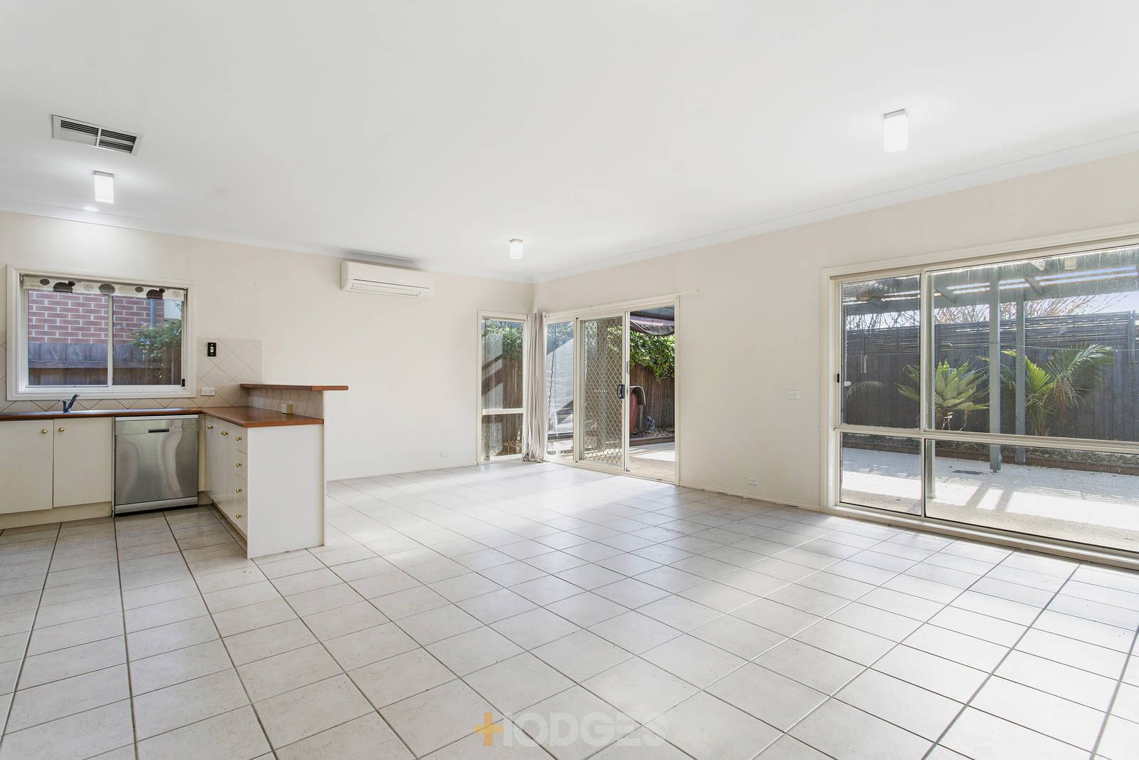 30 Magpie Close, Lara VIC 3212, Image 2