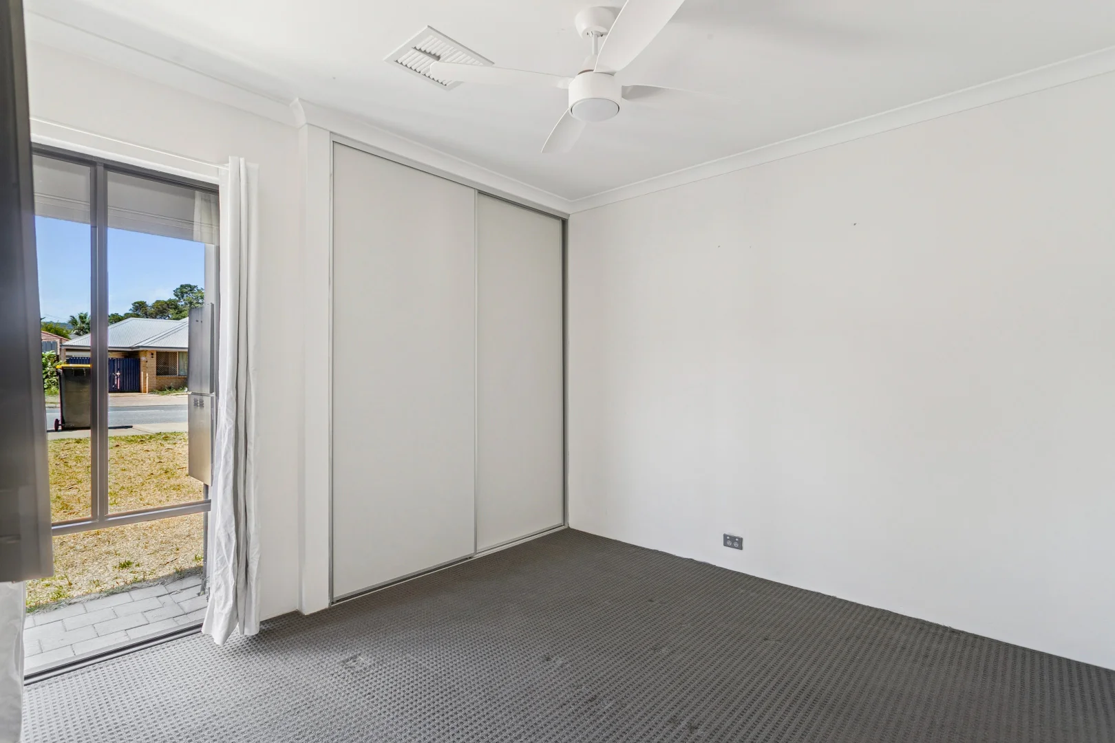 Additional image 8 of 124 Lowanna Way, Armadale WA 6112