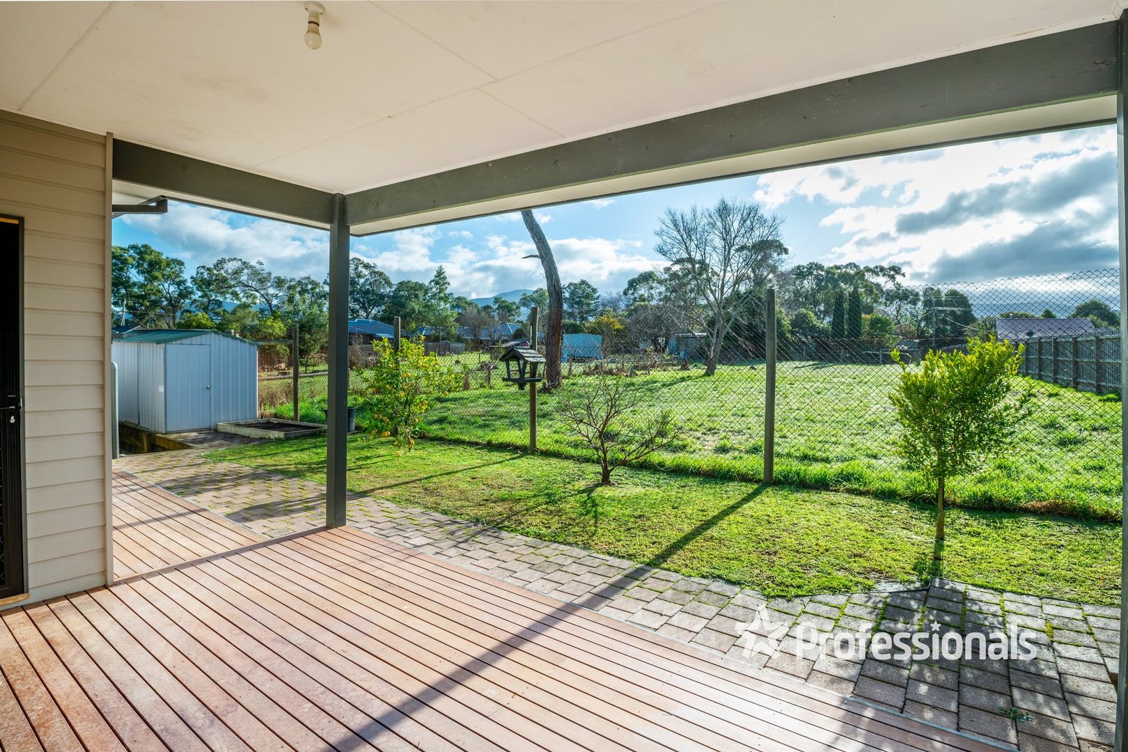 3/5 Milners Road, Yarra Junction VIC 3797, Image 2