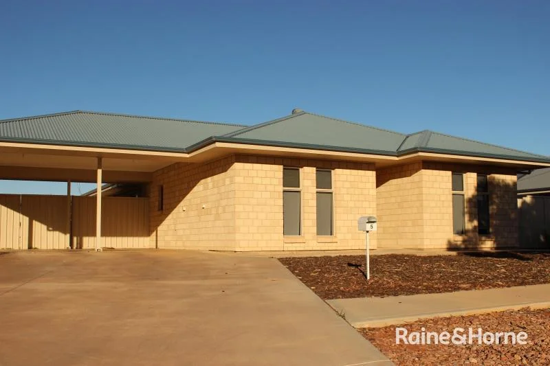 5 Melia Street, Roxby Downs SA 5725