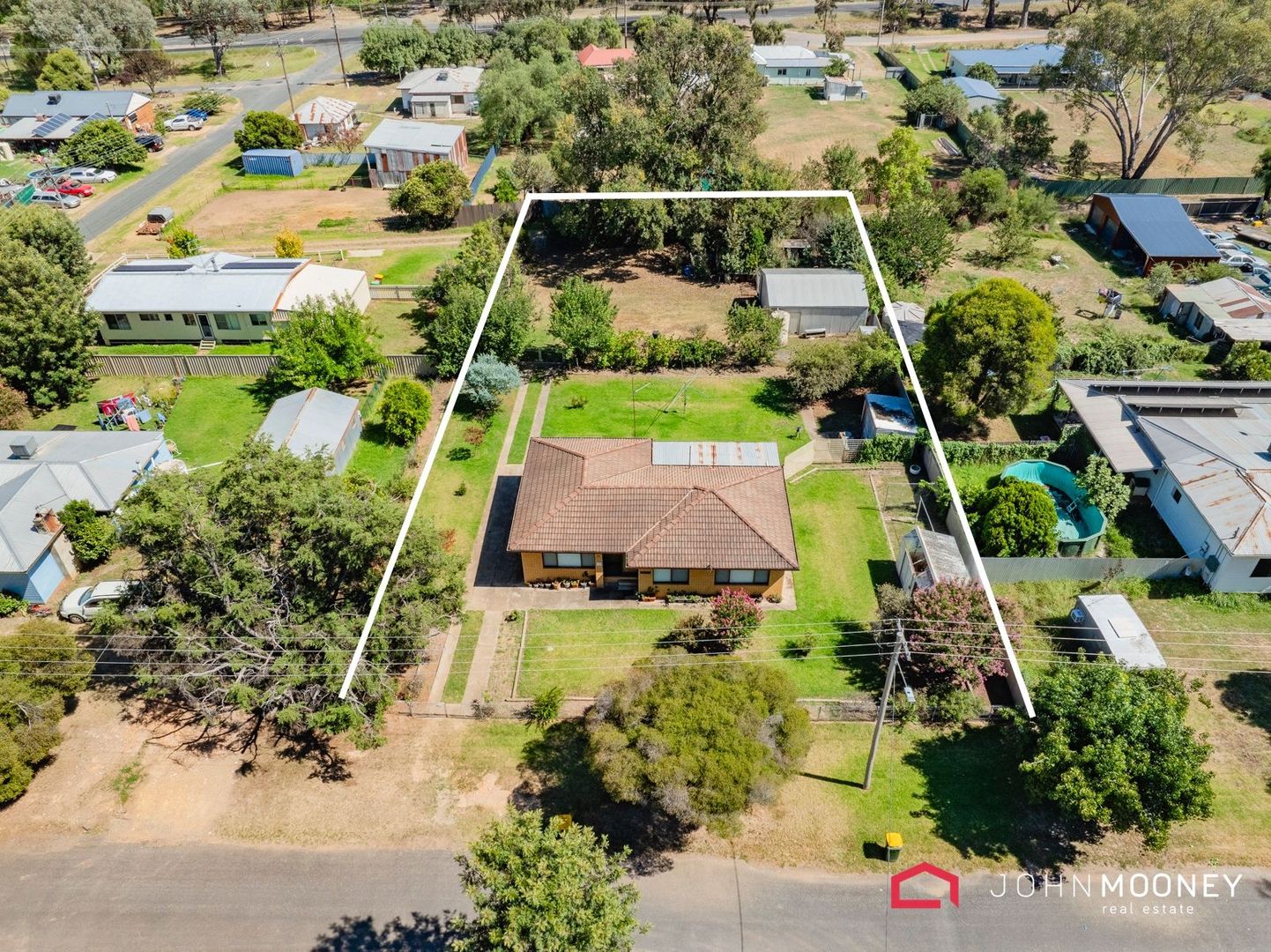 10 Cynthia Street, Tarcutta NSW 2652, Image 1