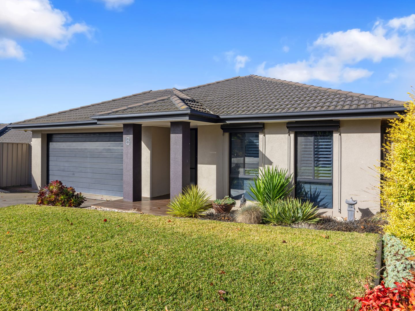 8 Parkside Close, Leongatha VIC 3953, Image 1