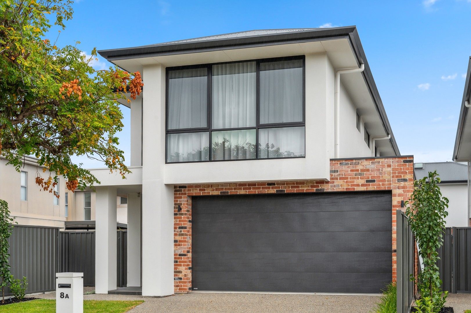 5 bedrooms House in 8A Lincoln Avenue FULHAM GARDENS SA, 5024