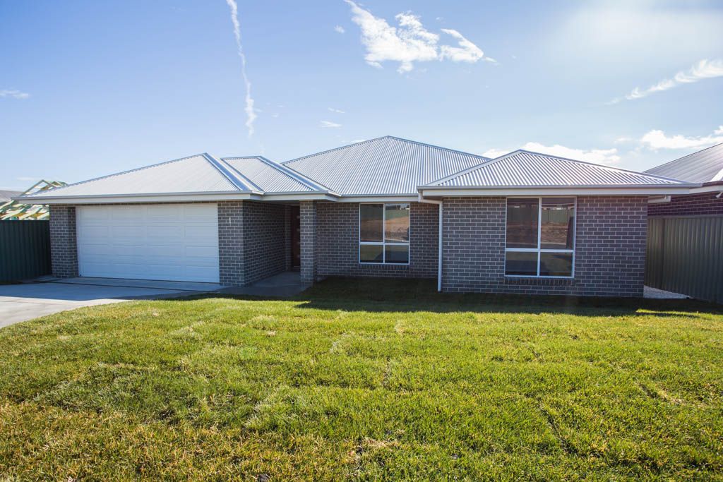 1 Twynam Avenue, Windradyne NSW 2795, Image 0