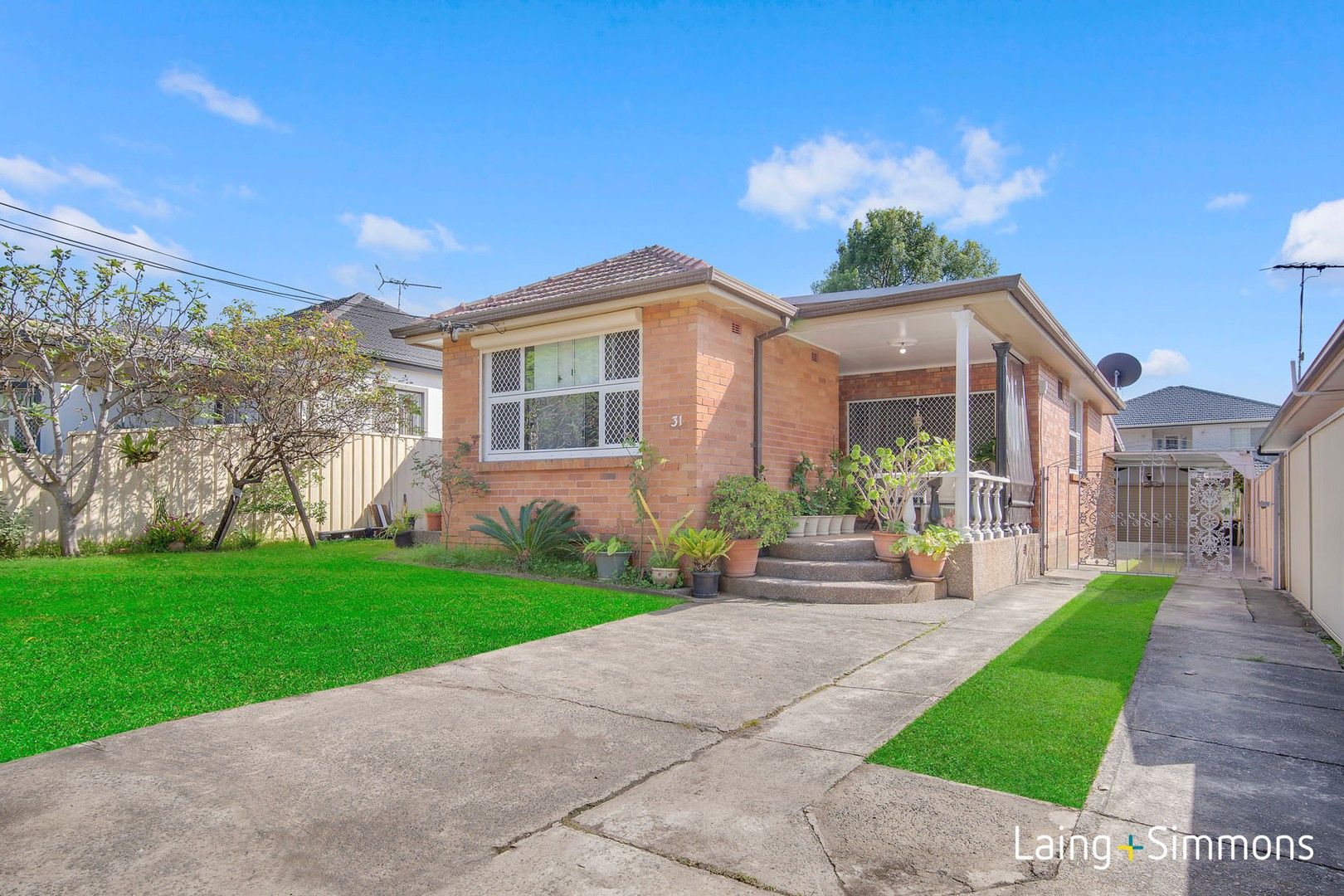 3 bedrooms House in 31 Eldridge Road BANKSTOWN NSW, 2200