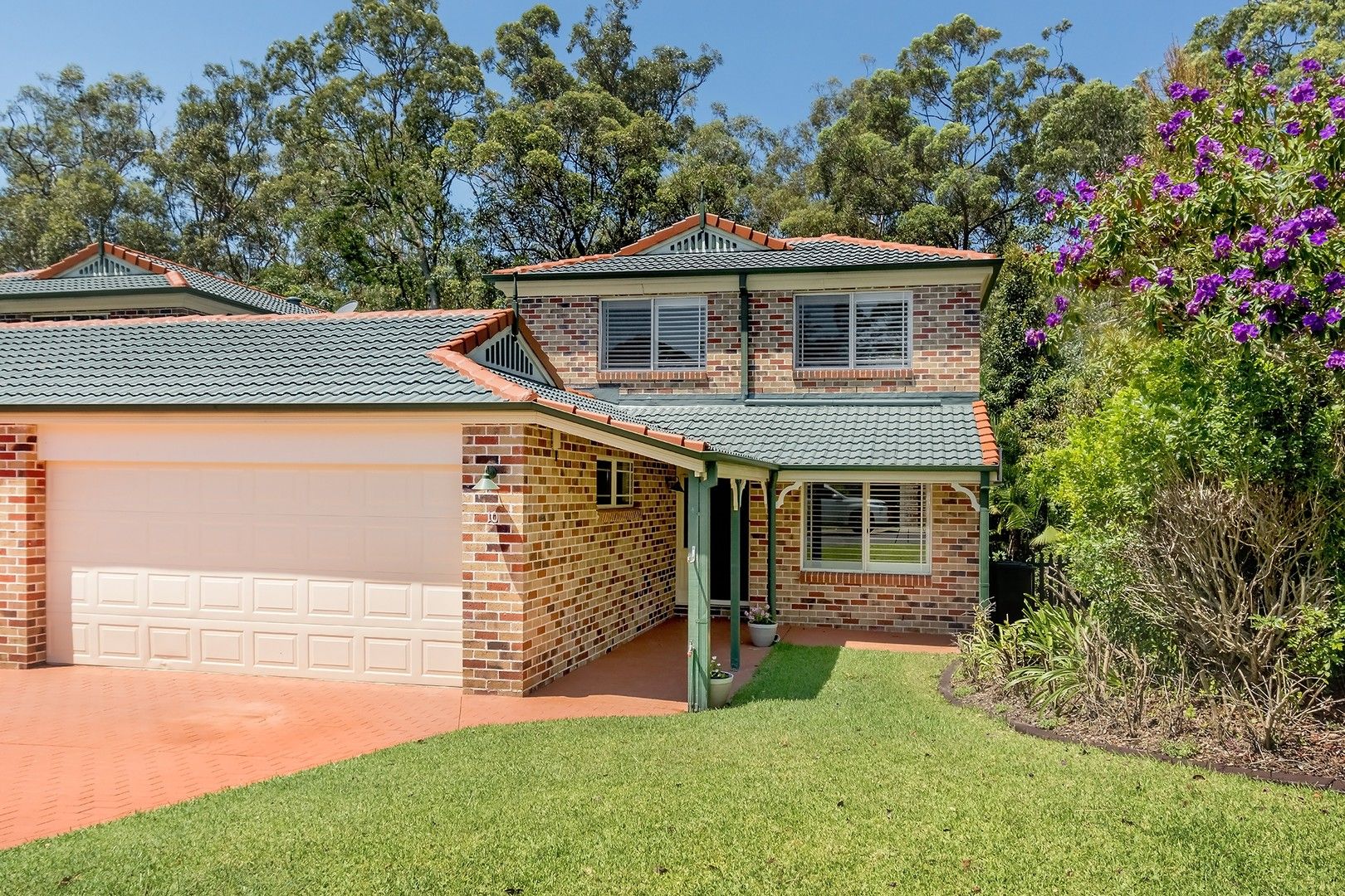 4 bedrooms House in 10/14 Oakmont Street ROBINA QLD, 4226