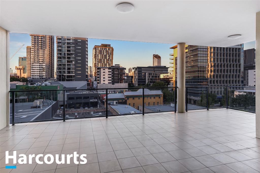 20/6 Edmondstone Street, South Brisbane QLD 4101 Apartment For Rent 850 Domain
