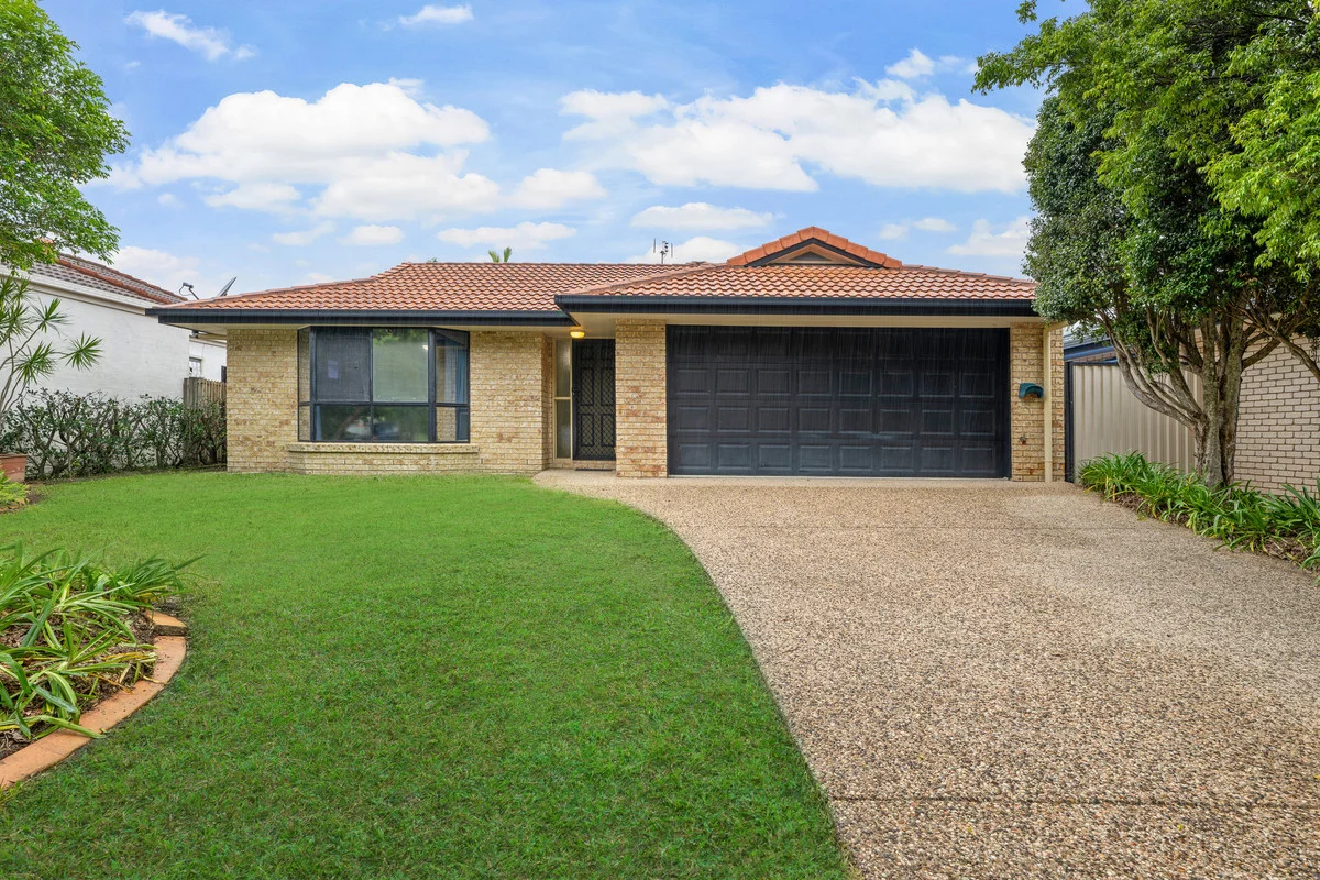 8 Rosslare Street, Caloundra West QLD 4551