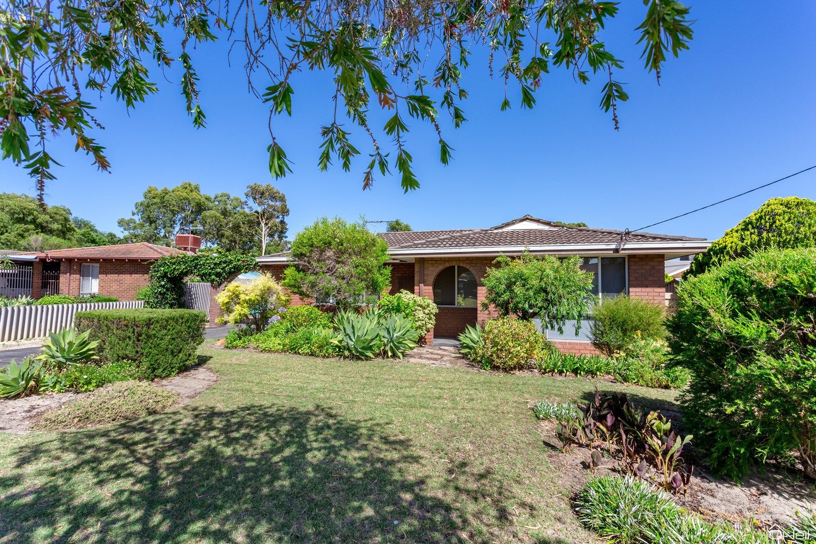 13 Cobham Way, Camillo WA 6111, Image 0