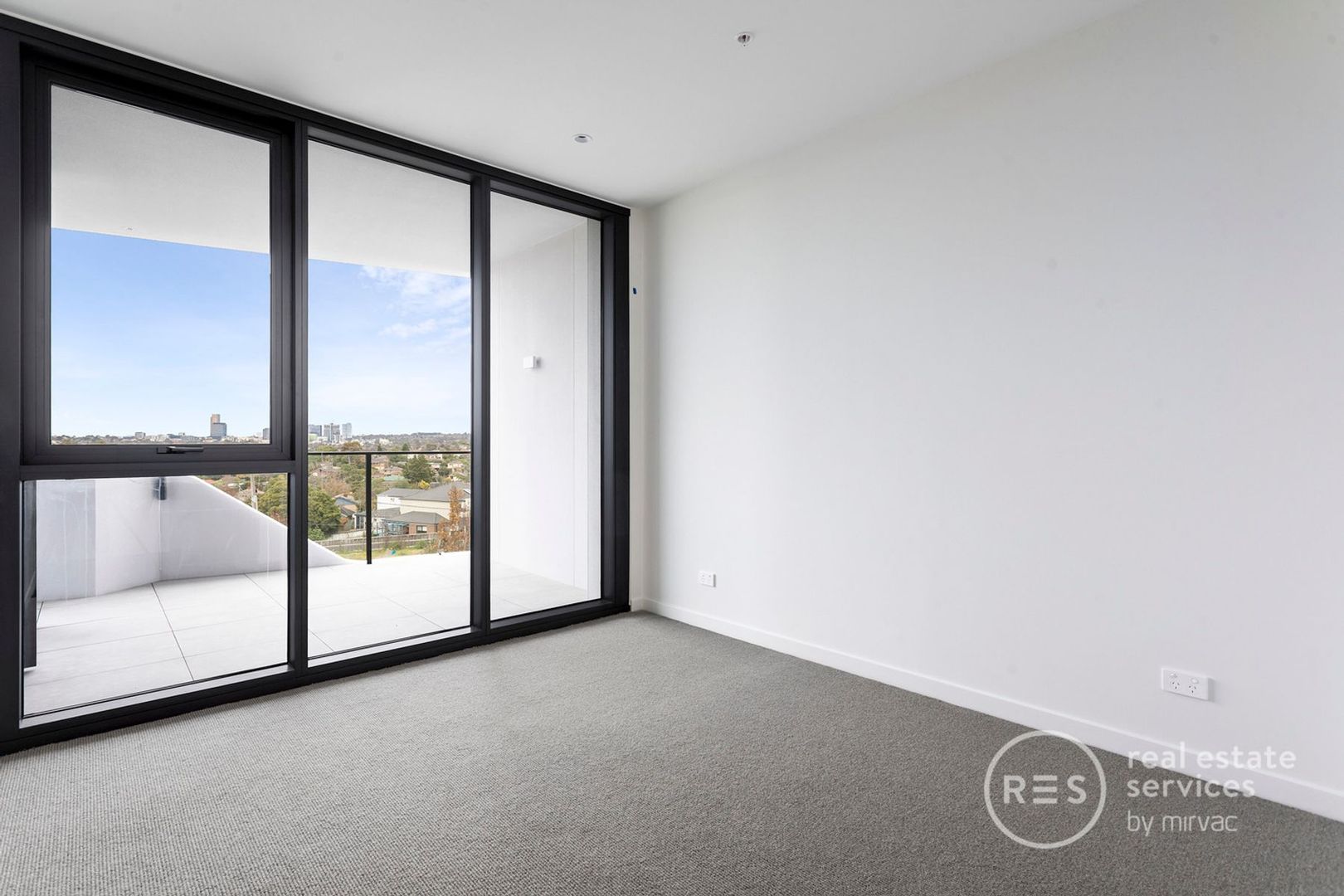 1 bedrooms Apartment / Unit / Flat in 514W/59 Stables Circuit DONCASTER VIC, 3108