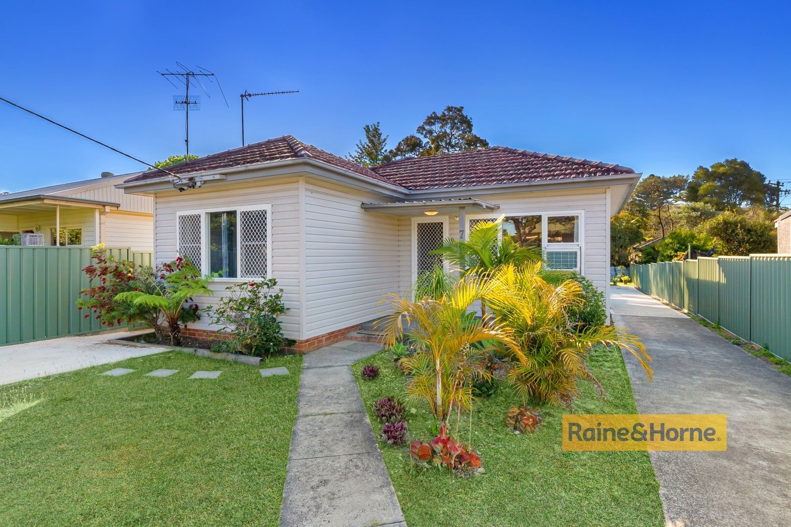 7 Moana Street, Woy Woy NSW 2256, Image 0